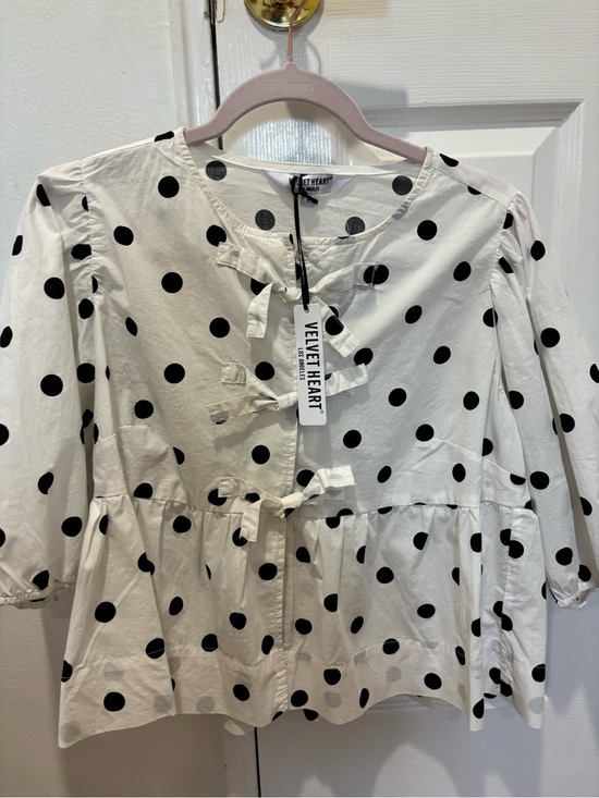 Velvet Heart Tops - Velvet Heart White and Black Polka Dot Tie-Front Peplum Top